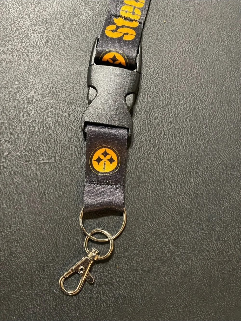Pittsburgh Steelers Black & Gold Lanyard with Detachable Buckle